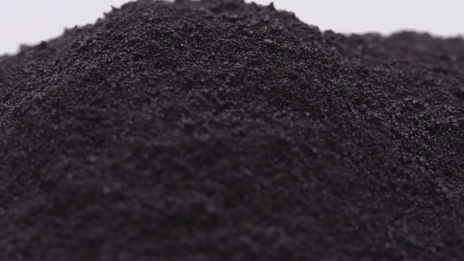 Methods to improve the utilization rate of seaweed fertilizer