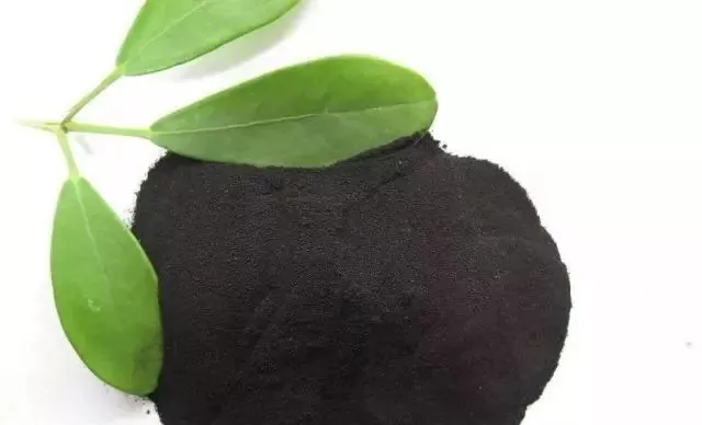 What is the difference between amino acid and humic acid ?
